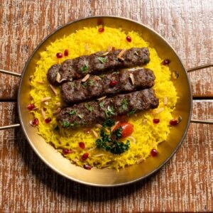 كباب مع عيش زعفران